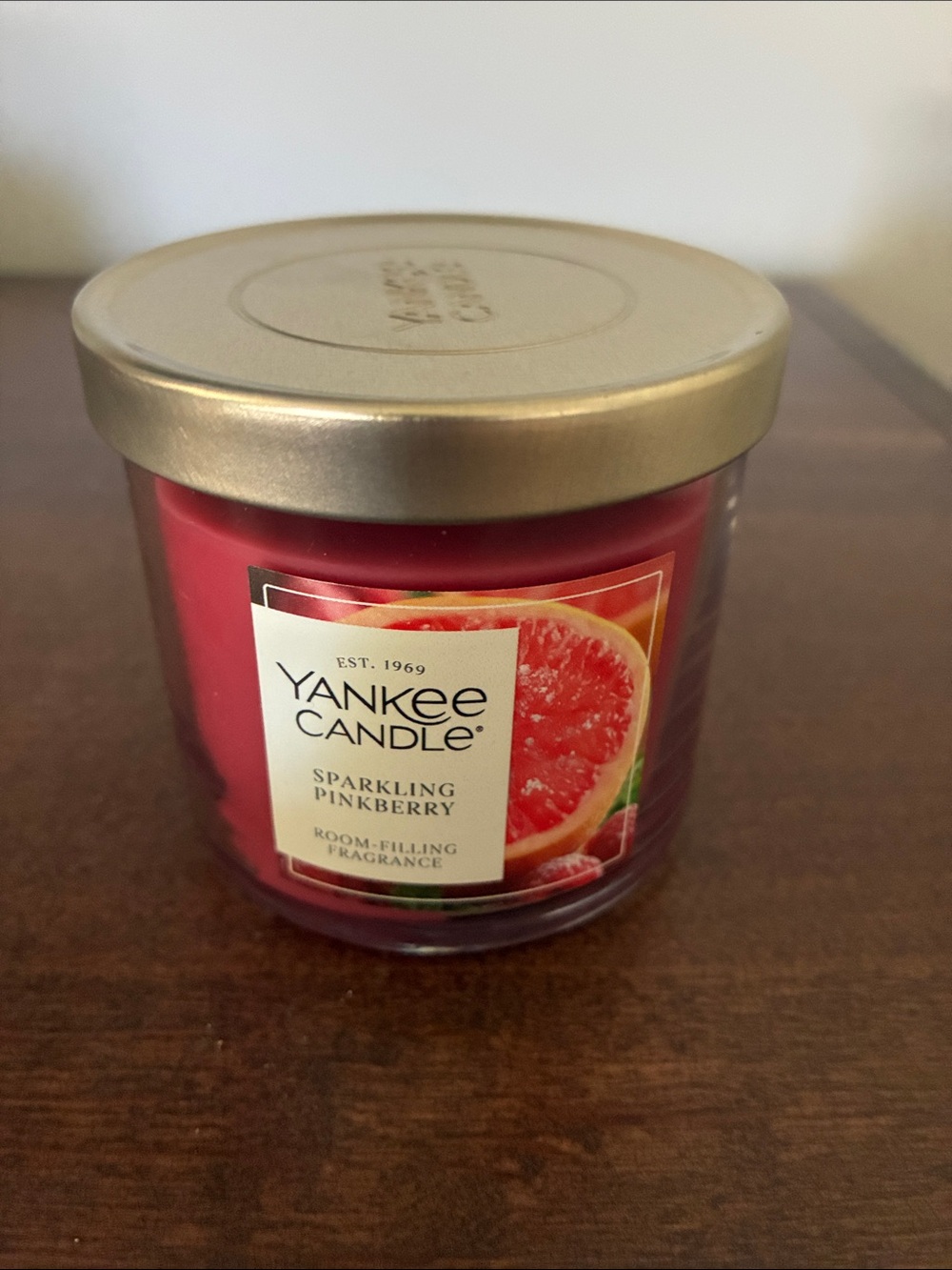 Yankee Candle Sparkling Pinkberry Small Jar Candle - Pink